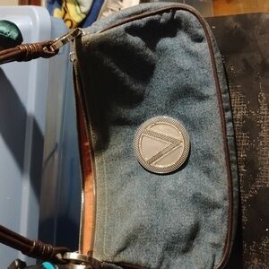 Authentic Valentino bag missing zipper pull inside dirty outside Jean and leathe